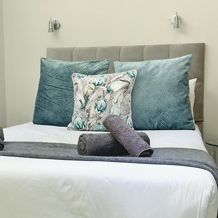 Perfect Beachfront Apartments Cape Town Ngoại thất bức ảnh